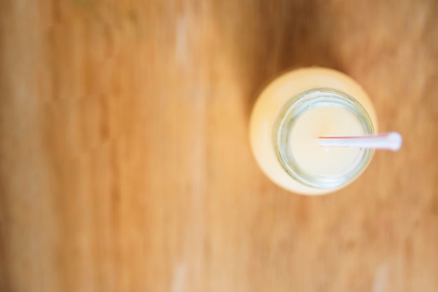 Kostenloses Foto erfrischungsgetränk in der flasche