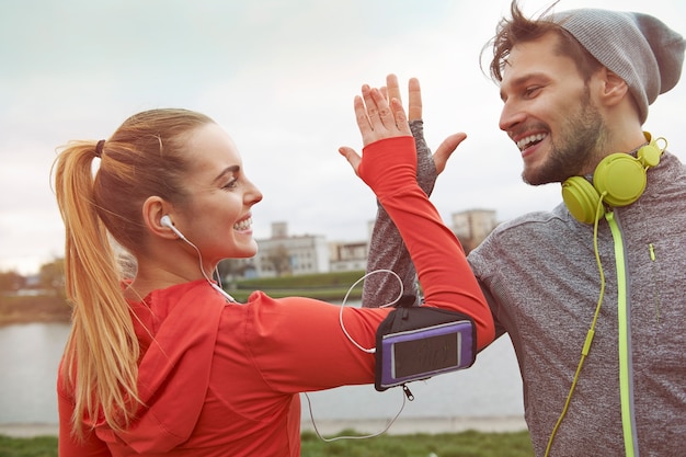 Es war wirklich tolles Training. Glückliches sportliches Paar