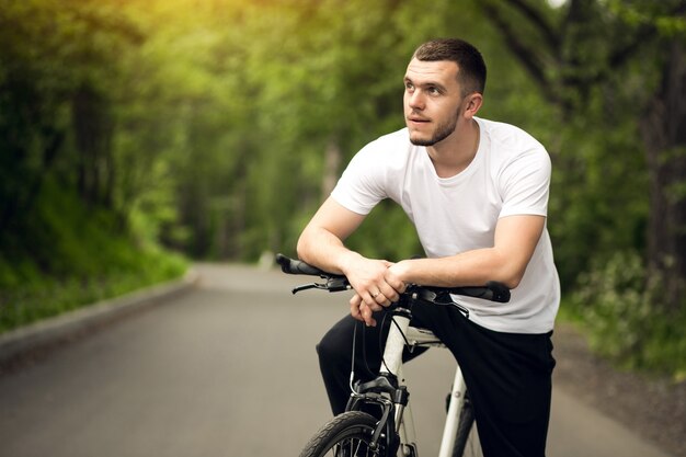 Fahrrad Radfahren Asphalt erwachsenen Hintergrund