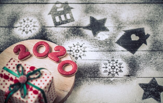 Festlicher Lebkuchen am Stiel, das Konzept des Kochens.