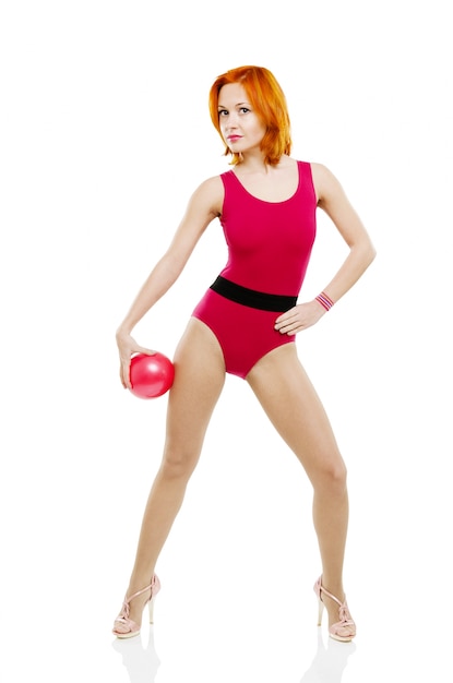 Fitness-Modell mit Ball