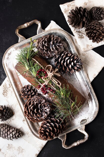 Flach lag köstlicher Kuchen speziell für Weihnachten