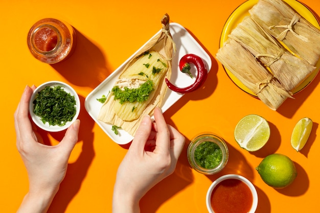 Kostenloses Foto flache anordnung der tamales-zutaten