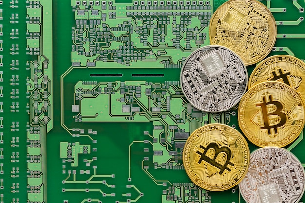 Flaches, abstraktes Innovationssortiment mit Bitcoins