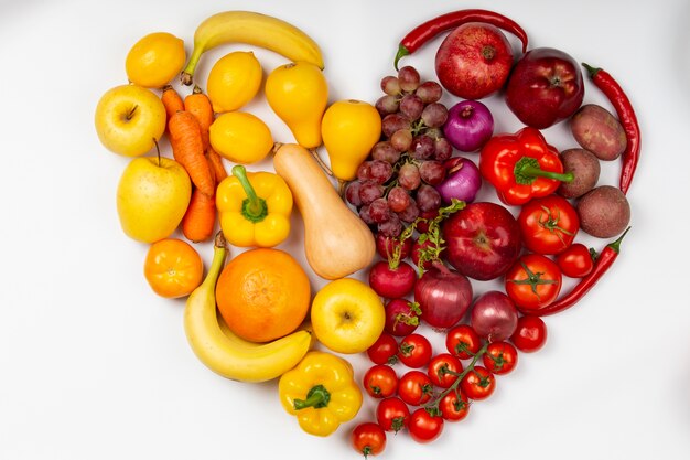 Flaches gelbes und rotes Essen