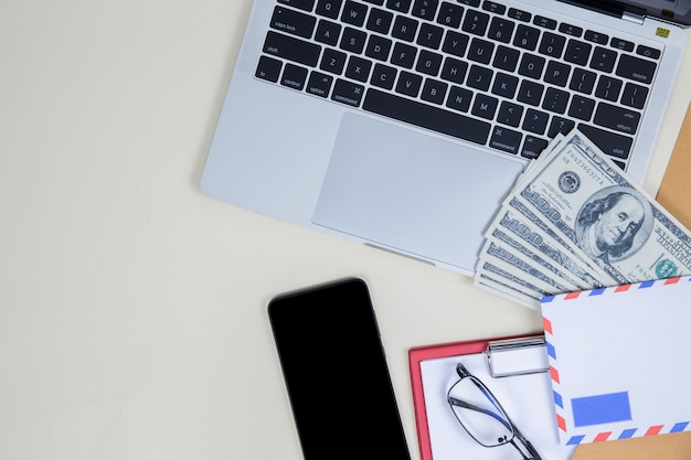 Flat Lay, Draufsicht Schreibtisch Schreibtisch. Arbeitsbereich Hintergrund