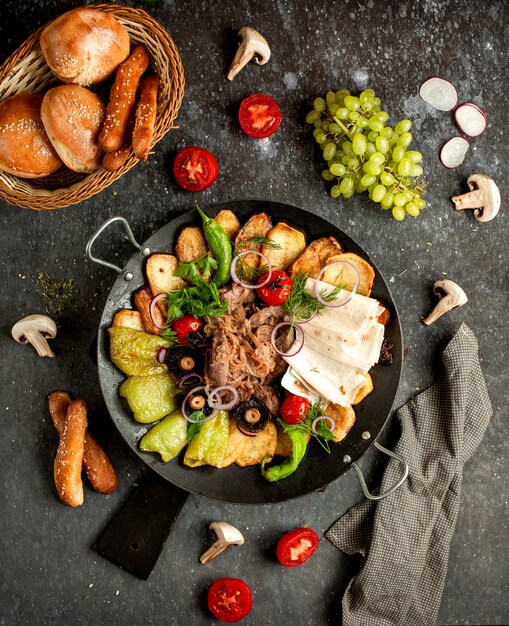 Fleischsalbei mit der Gemüseholzkohle gekocht