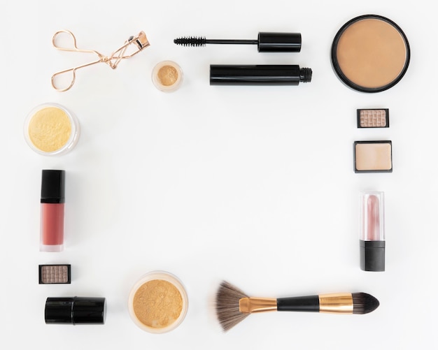 Kostenloses Foto form der make-up-produkte