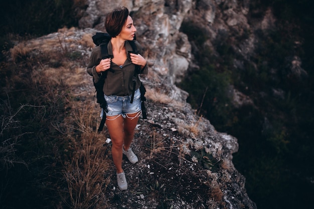 Frau, Wandern in den Bergen