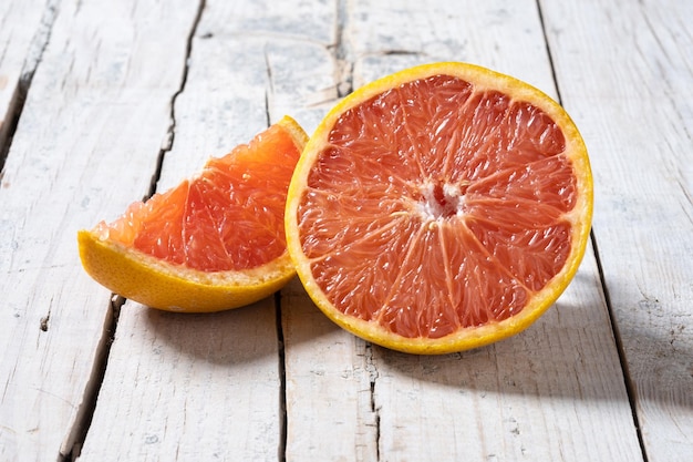 Frische Grapefruitscheiben