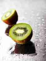 Kostenloses Foto frische grüne kiwi