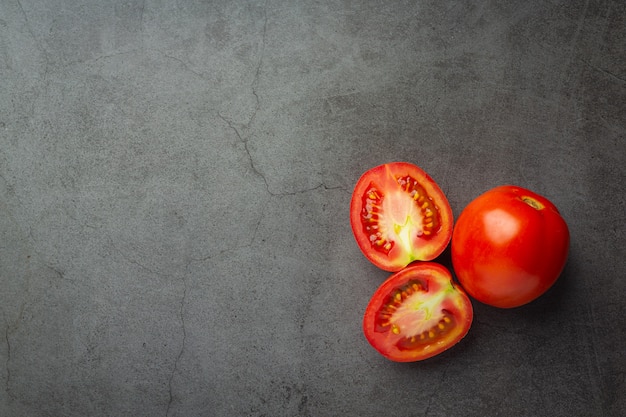 Frische kochfertige Tomaten