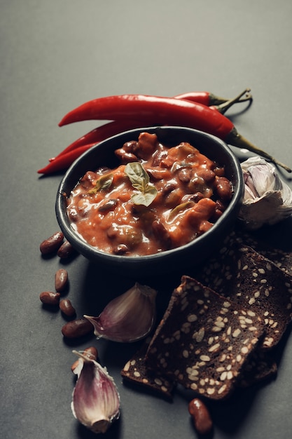 Frische Suppe mit Gewürzen