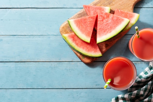 Frischer Wassermelonensaft mit Eis