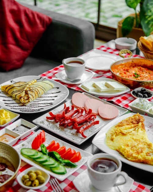 Frühstück auf dem Tisch