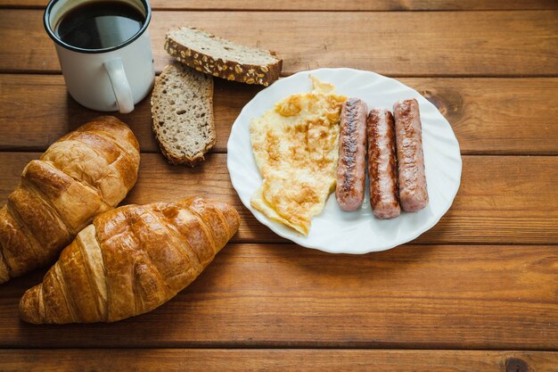 Frühstück mit Kaffee