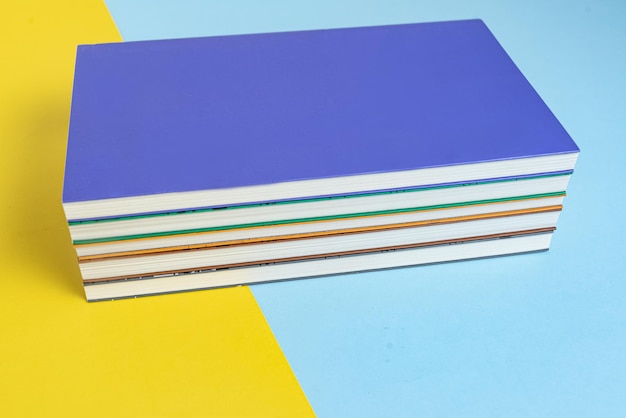 Fysisches Papierbuch über Hintergrundnäherung