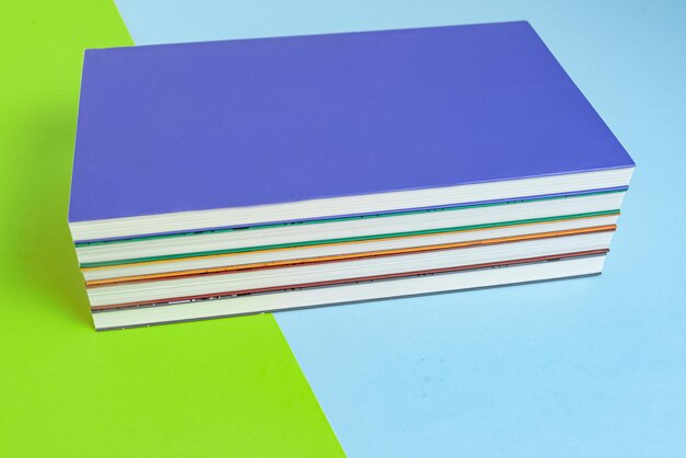 Fysisches Papierbuch über Hintergrundnäherung