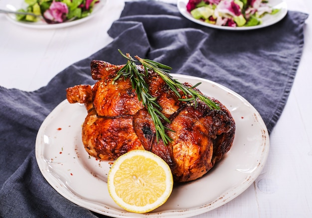 Kostenloses Foto gebratenes hühnchen