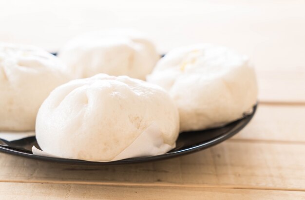 Gedämpftes Knödel oder chinesisches Brötchen