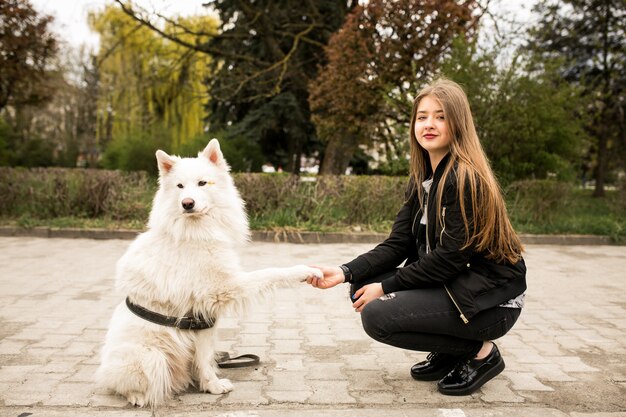 Gehen gehende Person Hund afrikanischen