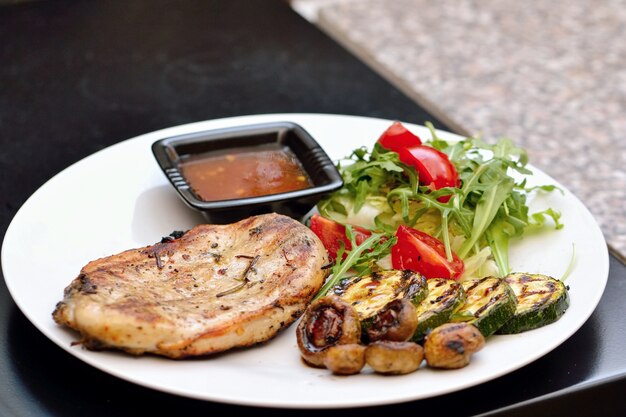 &quot;Gekochtes Steak mit Gemüse&quot;