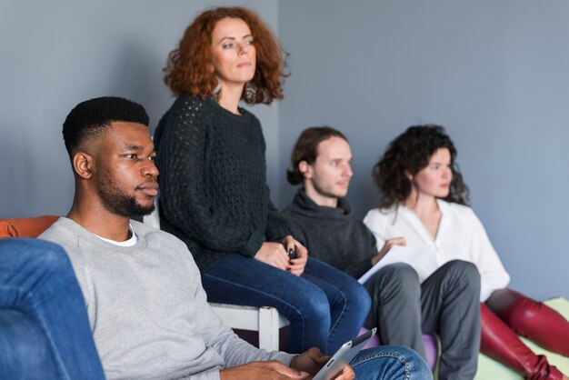 Gemeinschaftskonzept mit einer Gruppe von Personen