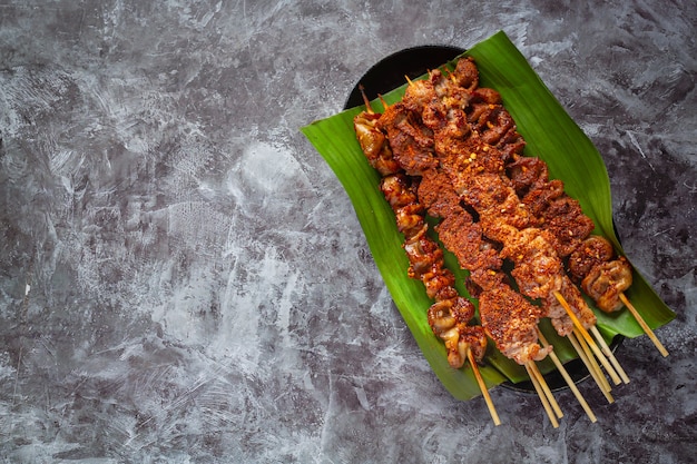 Gemischter Grill mit gewürztem Mala, Sichuan-Pfeffer, chinesischen Gewürzen.