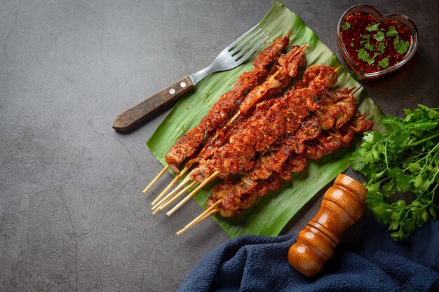 Gemischter Grill mit gewürztem Mala, Sichuan-Pfeffer, chinesischen Gewürzen.