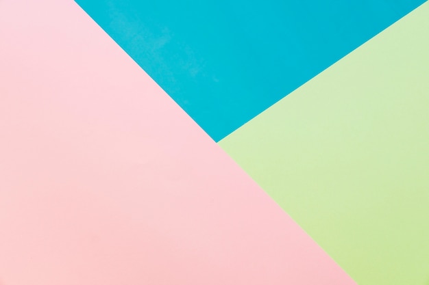 Geometrischer Hintergrund in drei Farben
