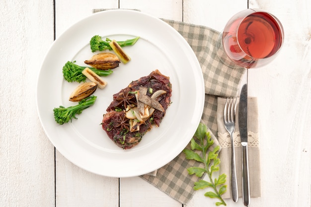 Geräuchertes Rindfleisch