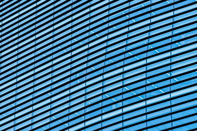 Geschäftsbürogebäudewolkenkratzer mit Fensterglas