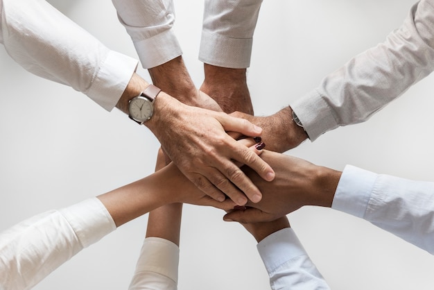 Kostenloses Foto geschäftshände verbanden teamwork zusammen