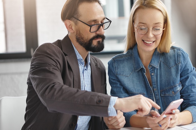 Geschäftspartner im Büro