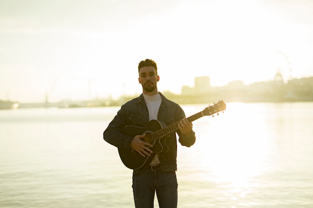 Gitarrenmusik im Freien