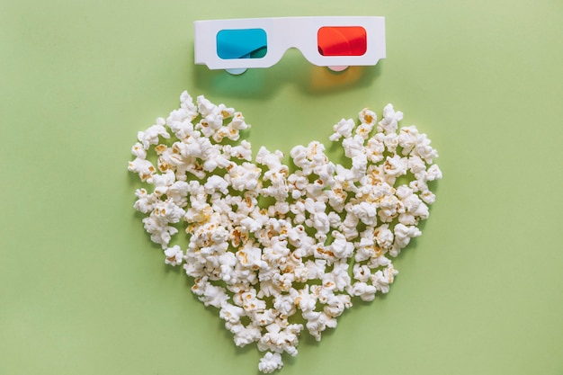 Gläser 3d über Popcorn