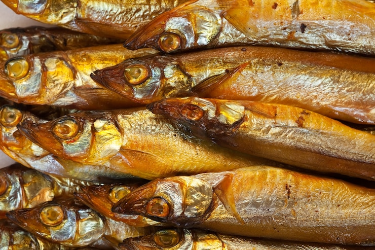 Kostenlose Foto goldener rauchfisch
