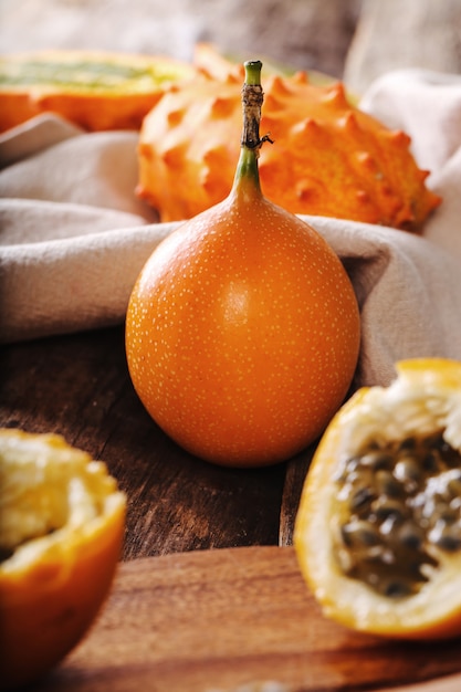 Granadilla und Kiwano