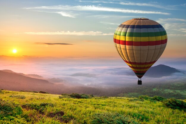 Bilder Heissluftballon Gratis Vektoren Fotos Und Psds