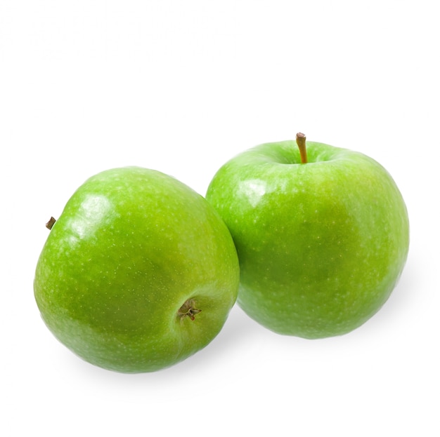 Grüner Apfel getrennt auf Weiß