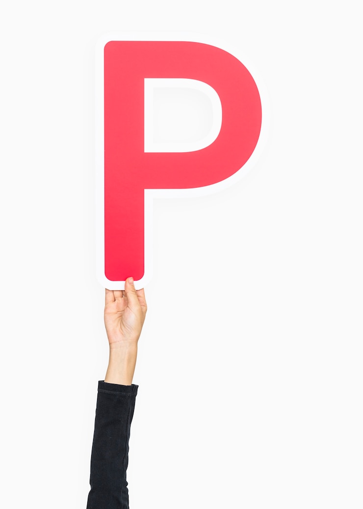 Kostenlose Foto hand, die zeichen des buchstaben p hält