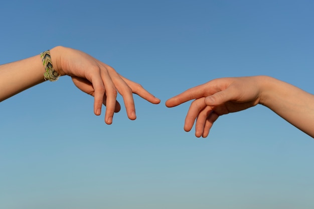 Handgesten symbolisieren Freundschaft