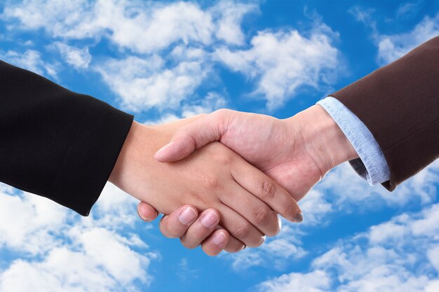 Handshake mit Himmel