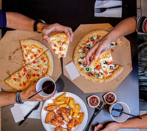 Haufen essen zum mittagessen