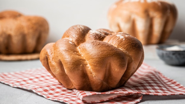 Hausansicht des hausgemachten süßen brotes