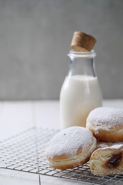 Hausgemachte leckere Donuts zum Nachtisch