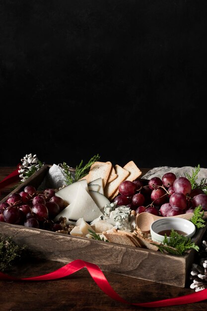 High Angle Weihnachtsessen Arrangement