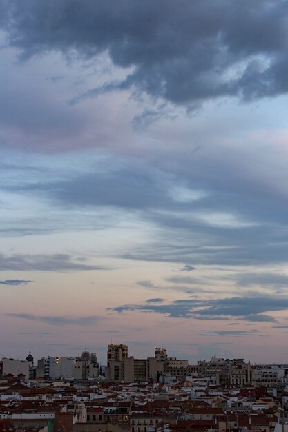 Himmellandschaftshintergrund mit wolken