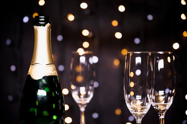 Hintergrund des neuen Jahres mit Champagner