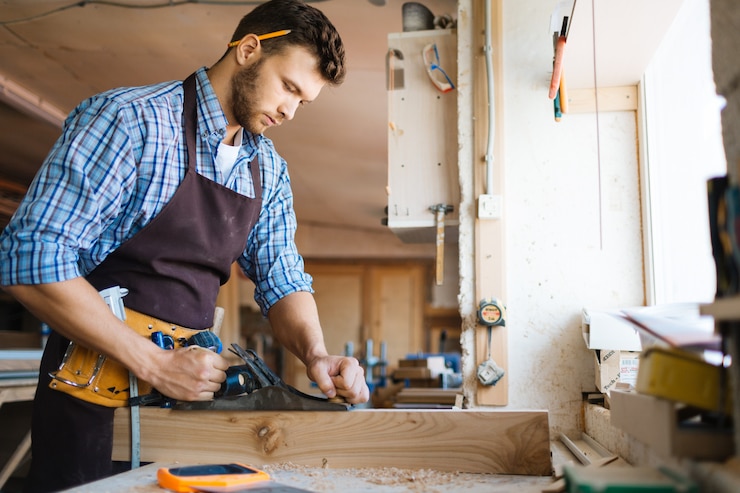Kostenlose Foto hobelbrett in der werkstatt